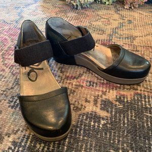 OTOT Mary Jane Black Wedge Platform 8